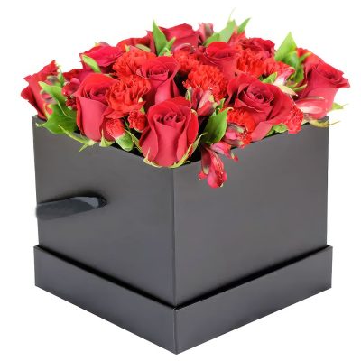 Цветы в коробке «Светлое будущее»